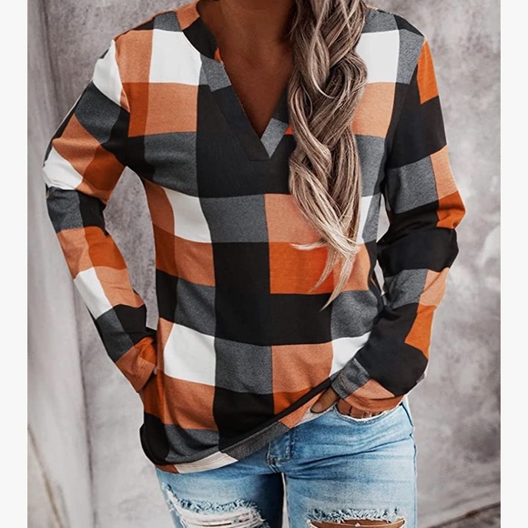 Tops - Women's Roll-Up Long Sleeve Plaid Shirt Tops